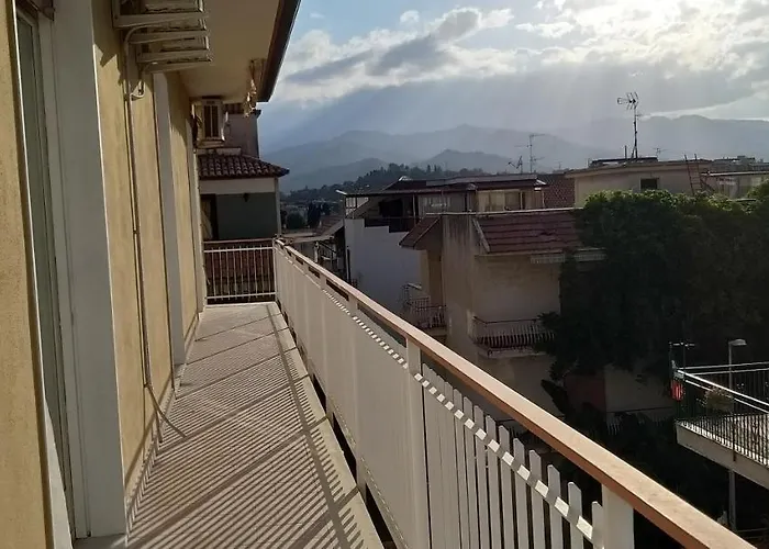 Sebastian House * Giardini Naxos