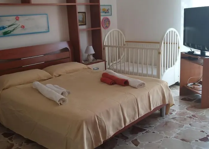 Sebastian House Apartment *