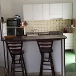 Sebastian House 公寓