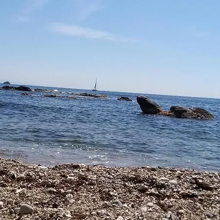 Sebastian House Giardini-Naxos