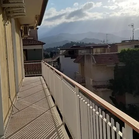 Sebastian House * Giardini Naxos