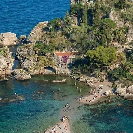 Sebastian House דירה *