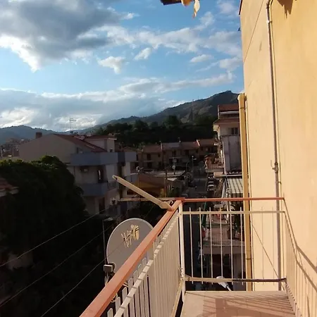 Sebastian House Giardini Naxos