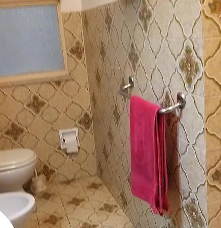 Sebastian House Apartment